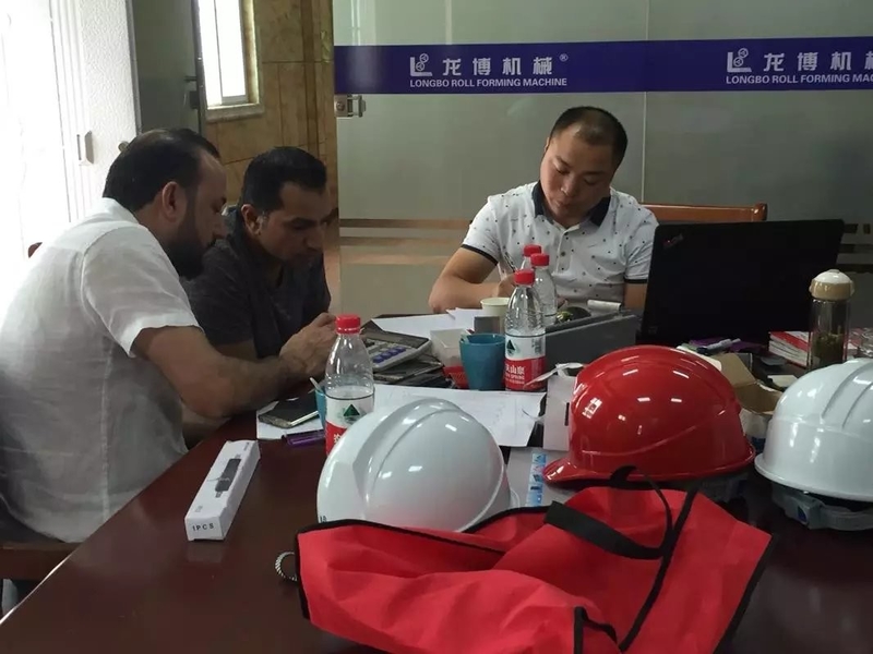 Chiny WUXI LONGBO ROLL FORMING MACHINERY CO.,LTD. profil firmy