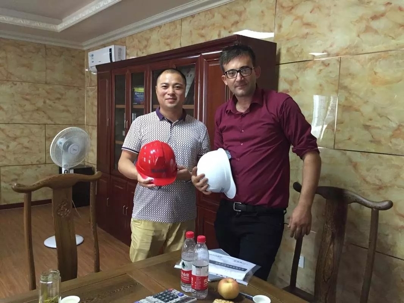 Chiny WUXI LONGBO ROLL FORMING MACHINERY CO.,LTD. profil firmy