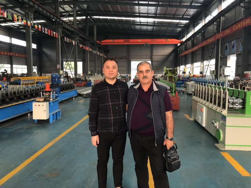 Chiny WUXI LONGBO ROLL FORMING MACHINERY CO.,LTD. profil firmy